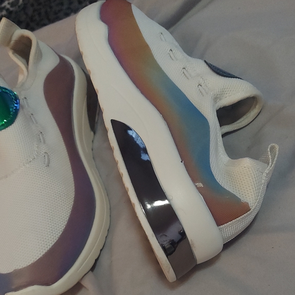 4/$12 Womens  Cream and Iridescent Slip-On Sneakers - Picture 11 of 11